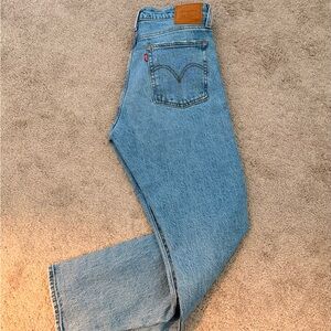Levi's Wedgie Straight Leg Jeans